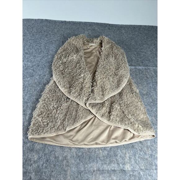 Altar'd State Womens‎ Brown Open Front Faux Fur Sleeveless Vest Size Small - Picture 1 of 10